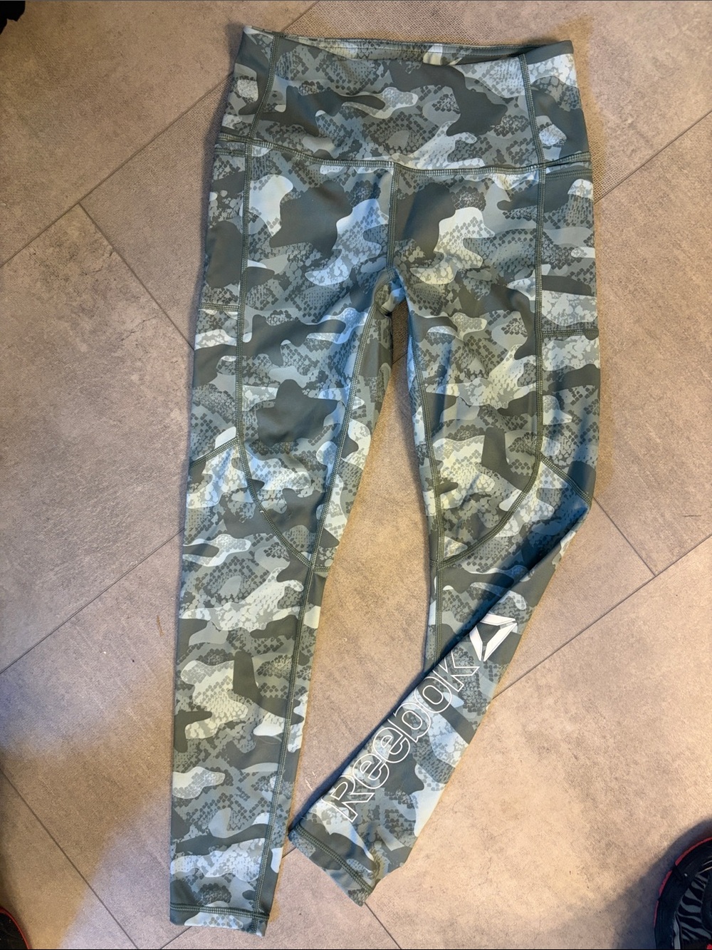 Reebok Olive Green & Gray Camo High-Rise Leggings